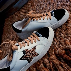Steve Madden leopard tennis shoes